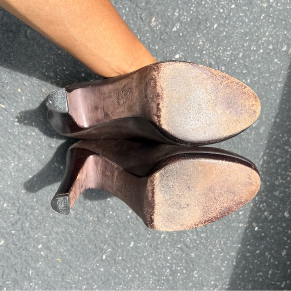 Tory Burch Betty Pump Brown Leather - Picture 6 of 13